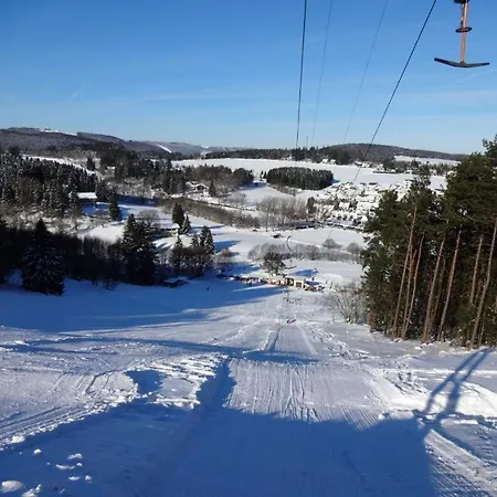 Semesterbostad Diemelquelle - Mit Eingezaeuntem Garten *