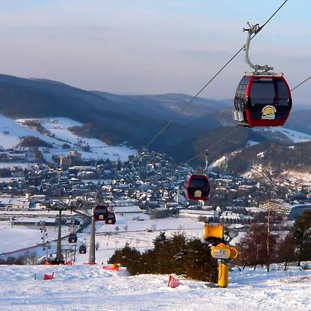 Diemelquelle - Mit Eingezaeuntem Garten Willingen (Upland)